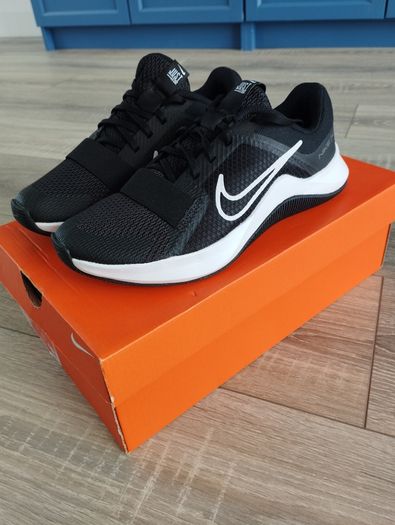 Womens Nike Trainers UK Size 5