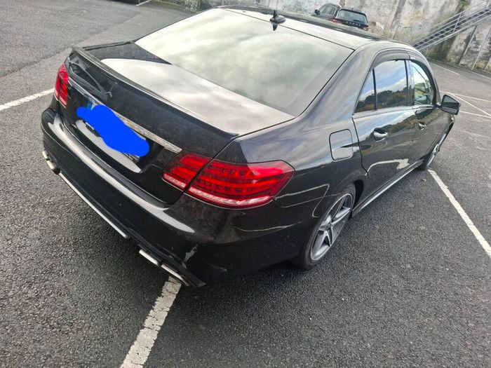 Mercedes E220 Night Adition