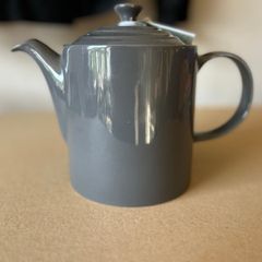 Le Creuset Tea Pot