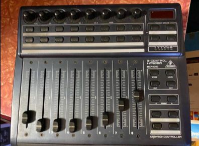 BCF2000 Behringer - Price Drop