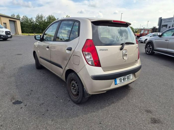Hyundai i10 2010 1.2 Petrol Golden New NCT