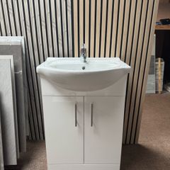 Clearance Vanity Unit & Sink 550mm white