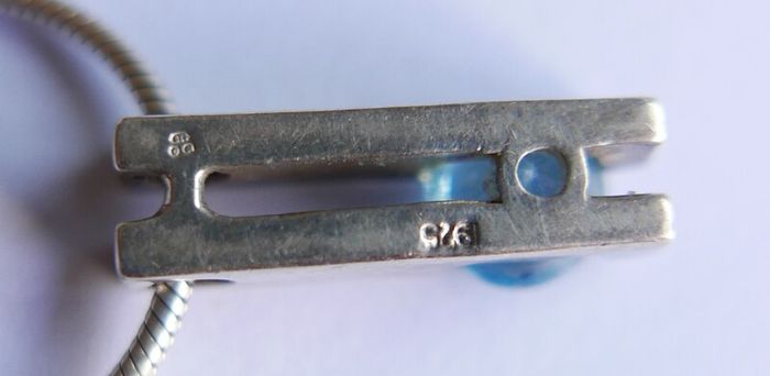 Vintage 925 Sterling Silver Pendant with Blue Stone on chain