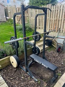 Half squat rack, 120kg bumper plates, 20kg bar & flat bench