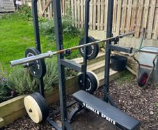 Half squat rack, 120kg bumper plates, 20kg bar & flat bench