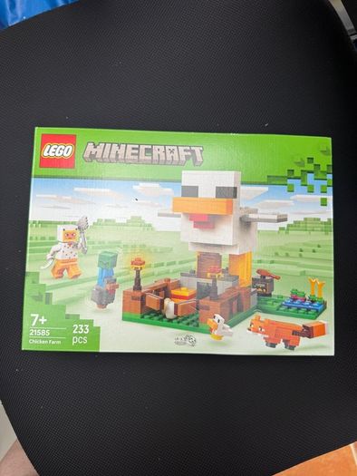 Brand New LEGO Minecraft Chicken Farm (21585) - Sealed Box