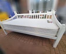 single bed with mattress