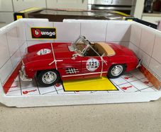 Mercedes 300 SL Mille Miglia Argentina 1/18 Burago Rare