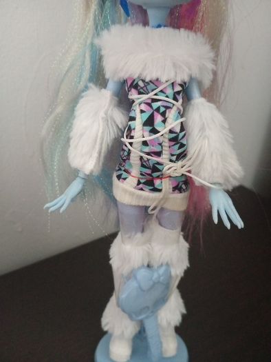 abbey abombable G1 complete outfit and pet