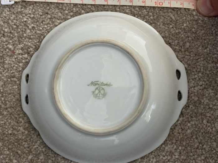 Vintage Noritake hand-painted sweet dish / bowl