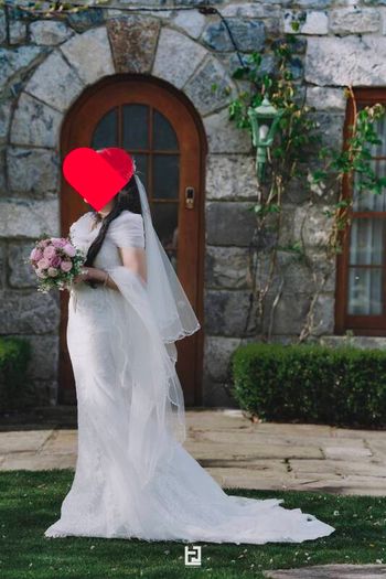 Wedding gown