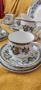 Beautiful COMTESSA from Paragon Collection