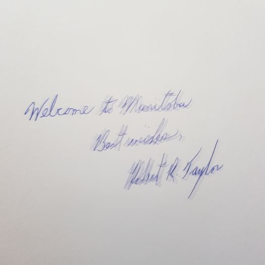 Photographic Book. Manitoba Seasons  In Beauty. Signed By The Author Robert R. Taylor. By R