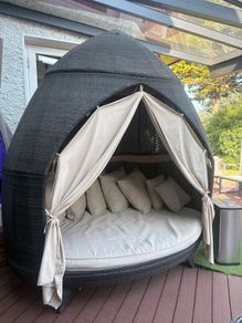 daybed garden