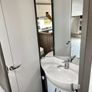 2023 Hobby 6 berth caravan, like new. Image 5