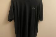 Under armour t-shirt (medium)