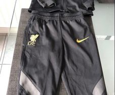 Boys Liverpool tracksuit 12/18