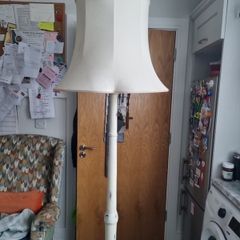 floor lamp