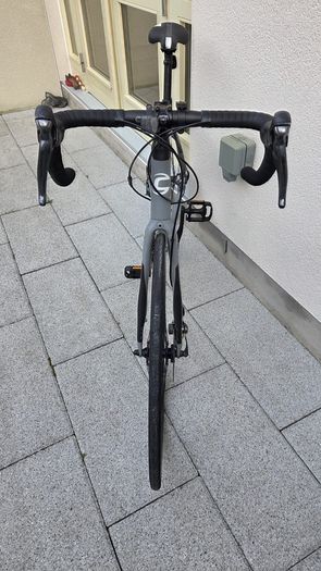 Cannondale road bike