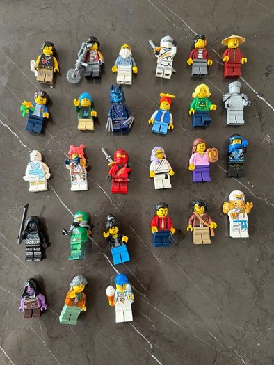 Mini figs as per picture lego ninjango city gardens and one other piece
