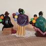 Vintage porcelain figurines family of balloon sellers by Royal Doultot . 85 euro each Image 6