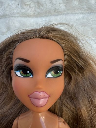 Bratz Girlfriendz Night Out Dance Disco Fianna Doll Nude Used Please see photos