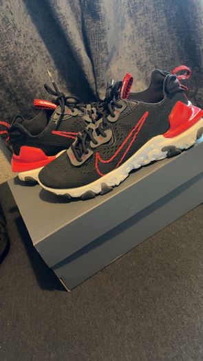 nike reacts