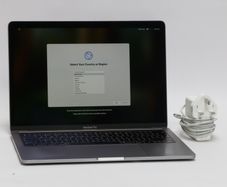 13-inch Apple MacBook Pro 2.8GHz i7 16GB RAM 256GB SSD A1989 Mid 2019 29546