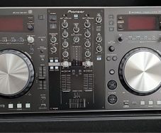 XDJ-R1 digital turntables