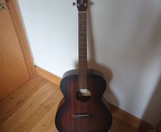 acoustic guitar