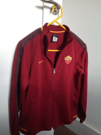 Roma Nike zip top boys size 13-15 years