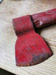 Vintage axe