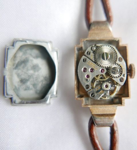 Vintage1930s MALONA Ancre 17 Rubis Ladies Watch Vintage Hand Wind Up Wrist Watch Art Deco Swiss Made Working