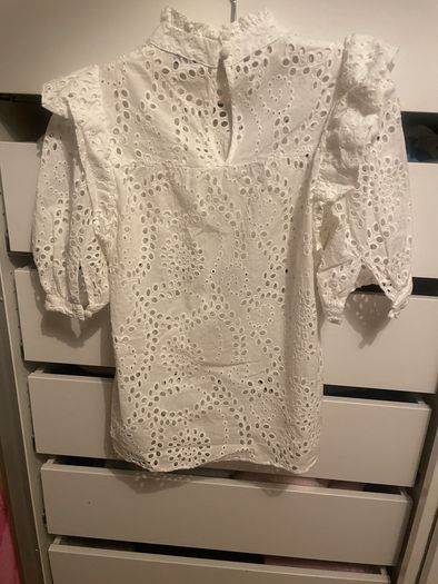 Iris & Ink pure cotton guipure lace blouse