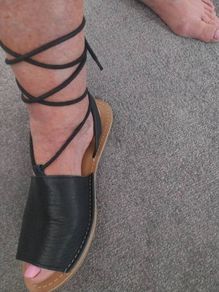 leather Strappy sandals