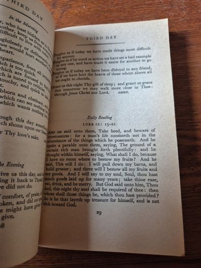 Vintage 1974 The Plain Man's Book of Prayers William Barclay. Religious
