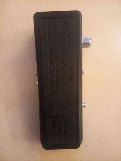 Behringer HB01 Hell Babe Wah