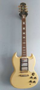 Epiphone G400 Les Paul Custom 3 Pickup