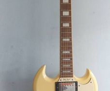 Epiphone G400 Les Paul Custom 3 Pickup
