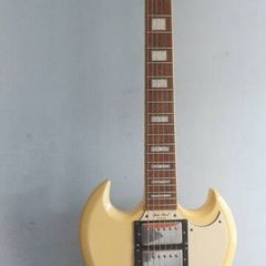 Epiphone G400 Les Paul Custom 3 Pickup