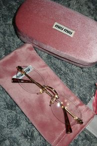 Miu Miu sun glasses