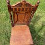 A charming pair of late Victorian carved oak Hall chairs richly modelled,  Cirka 1890's. Image 7