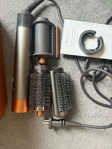 Dyson styler with box