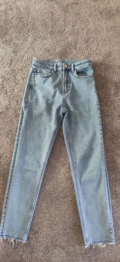 Stradivarius Mom Slim jeans size 10