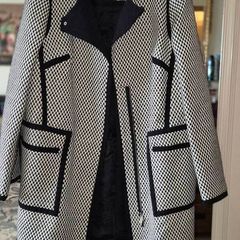 Karen Millen Graphic Tweed Pod Coat UK 14/16, AV