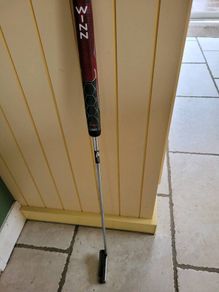 Golf putter
