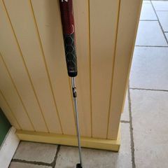 Golf putter
