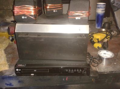 lg surround with dvd and usb playback