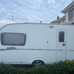 Abbey Vogue 2008 caravan with large air awning