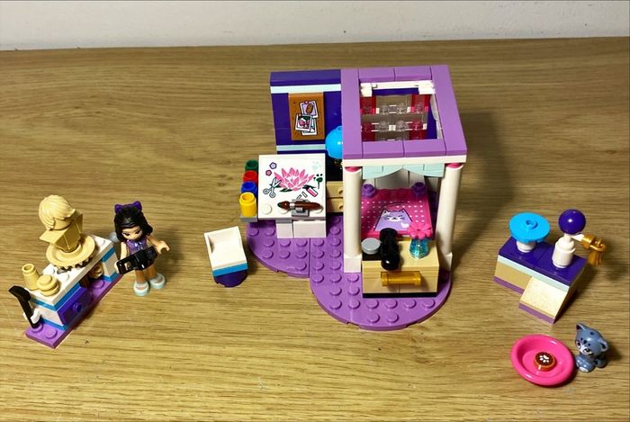 Lego Friends Emma's Deluxe Bedroom